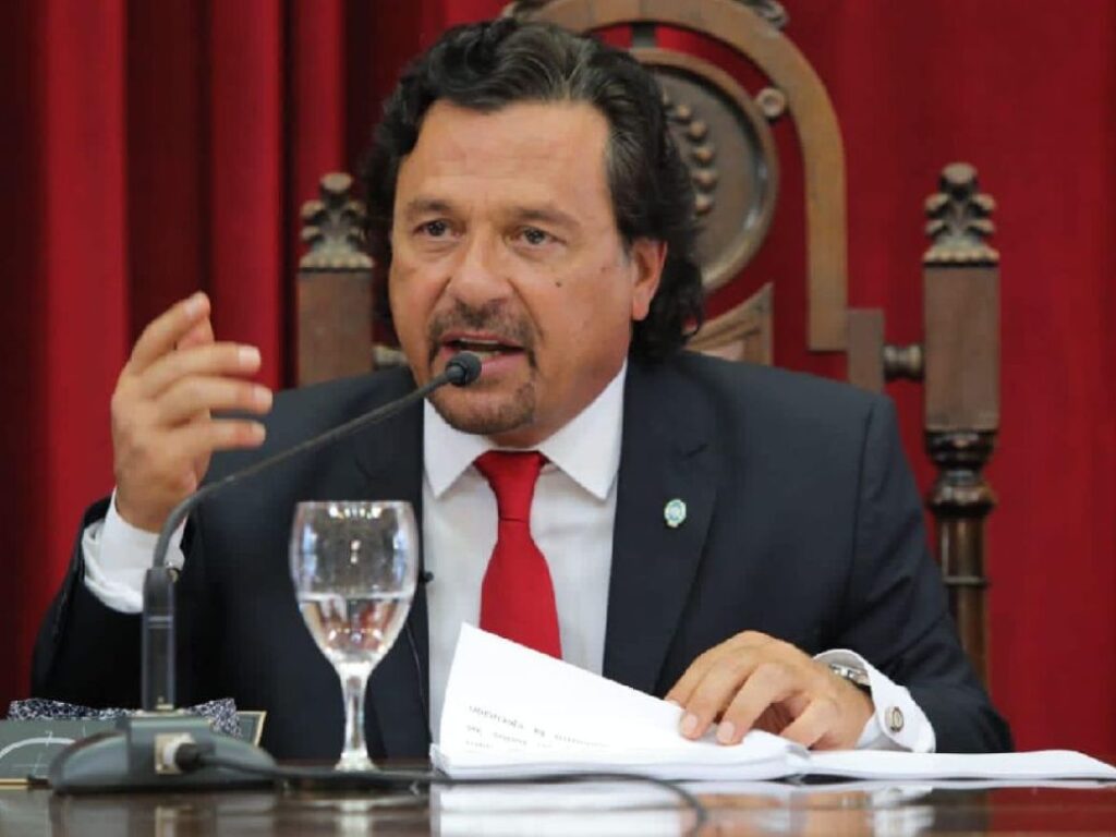 La imagen actual no tiene texto alternativo. El nombre del archivo es: gustavo-saenz-20230510-1565332.jpg
