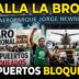 Imagen de portada impactante que muestra una marea humana de trabajadores estatales (ATE) furiosos sitiando la entrada de Aeroparque, en Buenos Aires. Al grito de '¡Estalla la Bronca!', cientos de manifestantes con bengalas de humo y carteles de 'Paro Nacional' y 'Basta de Ajuste' paralizan el acceso a la terminal aérea. En primer plano, carteles que dicen 'Aeropuertos Bloqueados' y 'La Motosierra Nos Corta', frente a un avión de Aerolíneas Argentinas al fondo. La imagen simboliza la rebelión popular contra las políticas de hambre y ajuste salvaje de Milei.