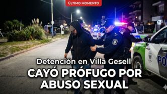 Momento de la detención en Villa Gesell de un hombre prófugo por abuso sexual. Operativo policial en la vía pública.