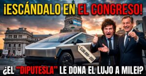 Manuel Quintar y Javier Milei en miniatura de noticias escandalosa junto a Tesla Cybertruck de 100.000 dólares frente al Congreso de la Nación. Manifestantes con pancartas de "basta de ajuste" y "no hay plata" al fondo.