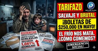 Padre desesperado con su hijo llorando frente a boletas de luz y gas impagables por el brutal tarifazo en el AMBA y el ajuste de Milei.