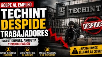 Miniatura sobre los despidos en Techint con un trabajador afectado frente a una planta industrial y un gráfico descendente que representa la crisis del empleo.