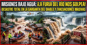 Montaje dramático de noticias sobre las terribles inundaciones en Misiones, mostrando a la izquierda evacuaciones de familias y niños en barcos de rescate de un pueblo humilde sumergido, y a la derecha una vista fangosa y sobrecargada de las Cataratas del Iguazú con un cartel de cierre por peligro total en la Garganta del Diablo.